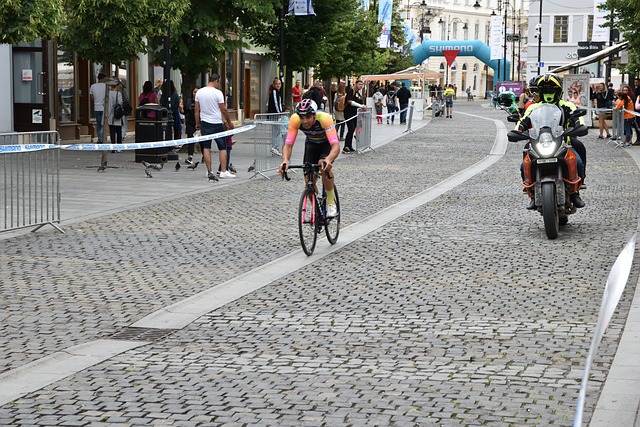 健康发展 健康发展